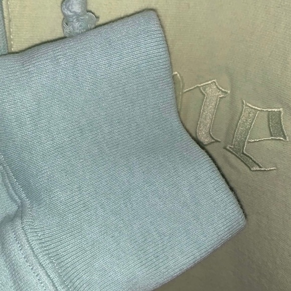 SUPREME - SPLIT OLD ENGLISH HOODIE ICE
BLUE - Picture 5 of 6